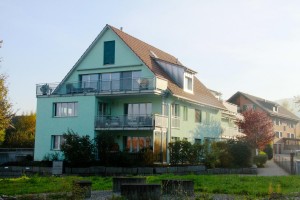 Mehrfamilienhaus